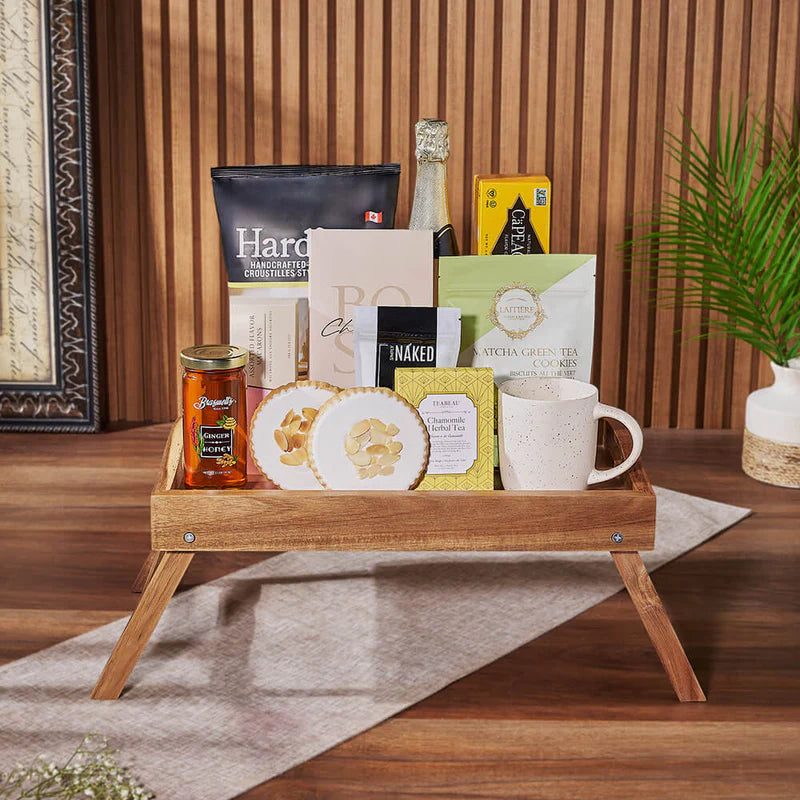 MEADOWVALE CHAMPAGNE GIFT BASKET